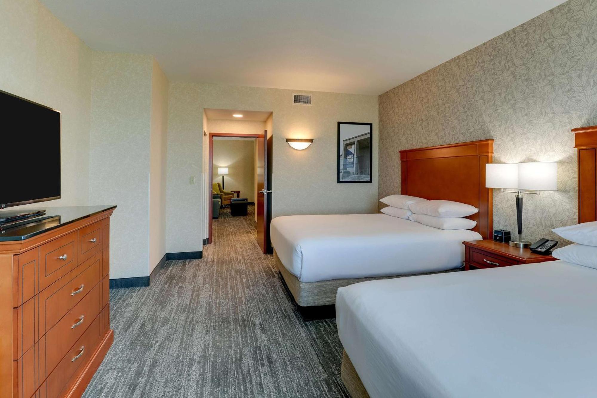 Drury Inn & Suites Independence Kansas City Blue Springs Εξωτερικό φωτογραφία